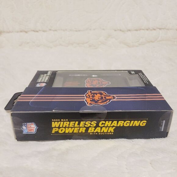 NFL Chicago Bears Wireless Charging Power Bank 5K mAh 10 Watt Suction Cups New - Picture 10 of 10